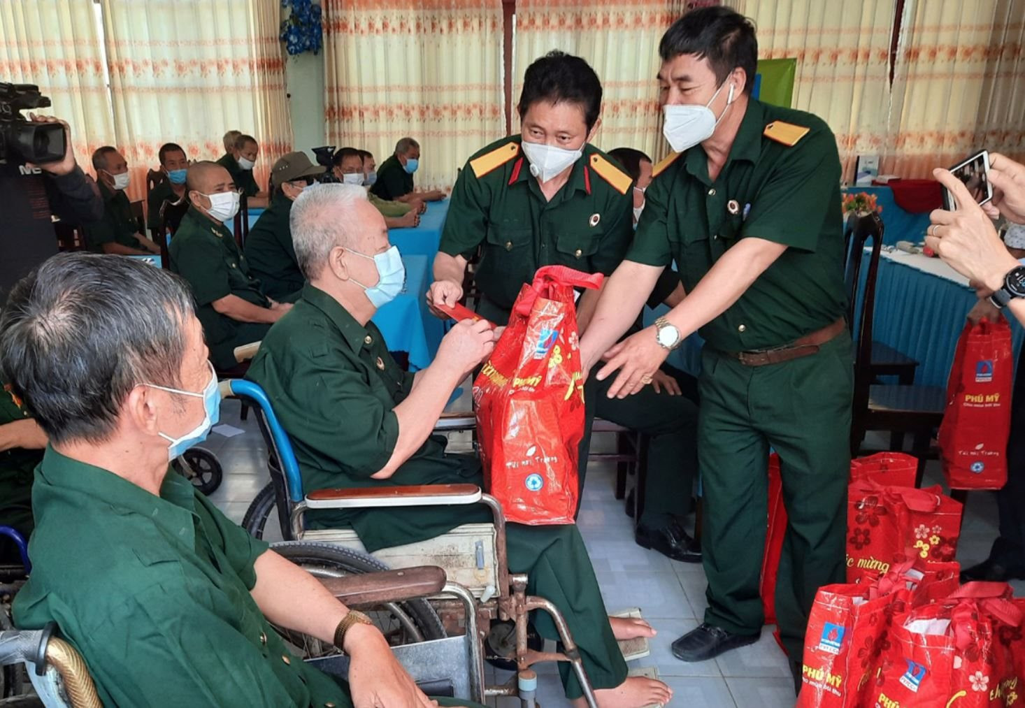 Tăng mức trợ cấp, phụ cấp ưu đãi người có công 