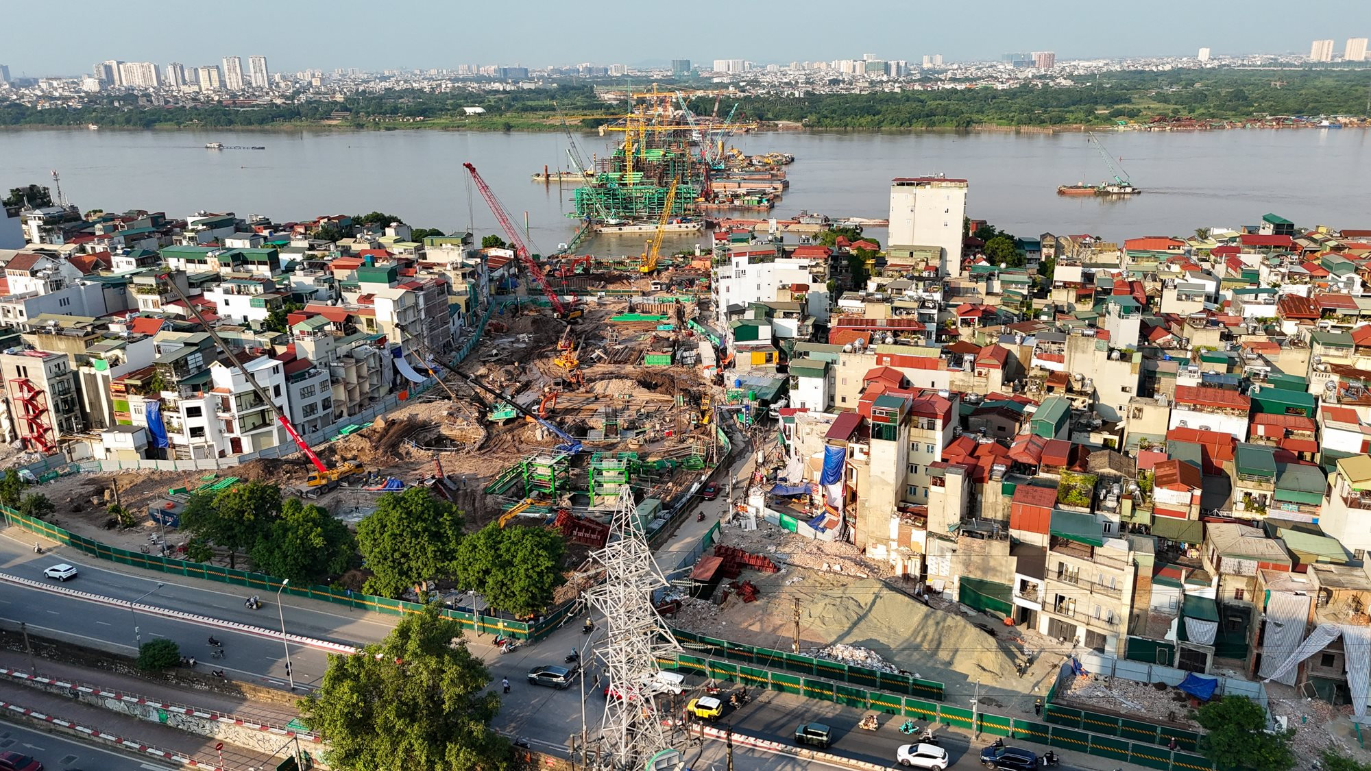 12-cau-tran-hung-dao10.jpg