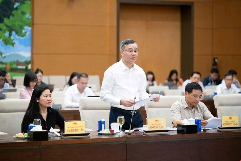 Đề xuất giảm 30% thuế cho cá nhân, hộ kinh doanh và doanh nghiệp doanh thu đến 10 tỷ đồng