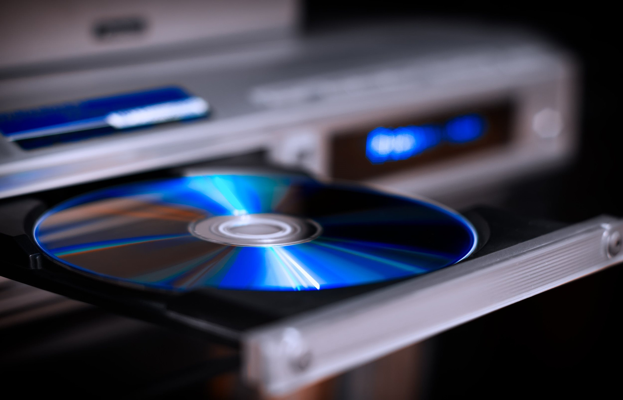 2352953-dvd.jpg