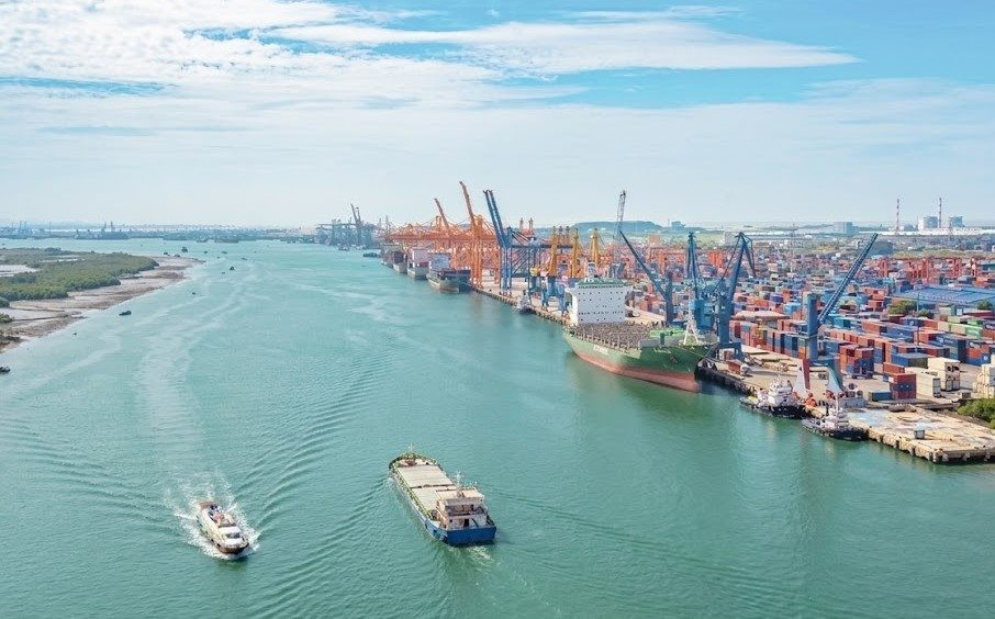 Khát vọng ﻿mở luồng hai chiều cho các tuyến hàng hải trọng điểm khu vực Hải Phòng, tạo “mạch dẫn” đưa Lạch Huyện trở thành cảng nước sâu quốc tế
