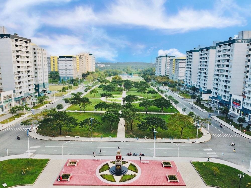 Trước 2 dự án của tỷ phú Phạm Nhật Vượng, Việt Nam đã có 1 khu đô thị quy tụ các trường ĐH hàng đầu: Rộng 643ha, có KTX 3.500 tỷ, metro kết nối thẳng trung tâm