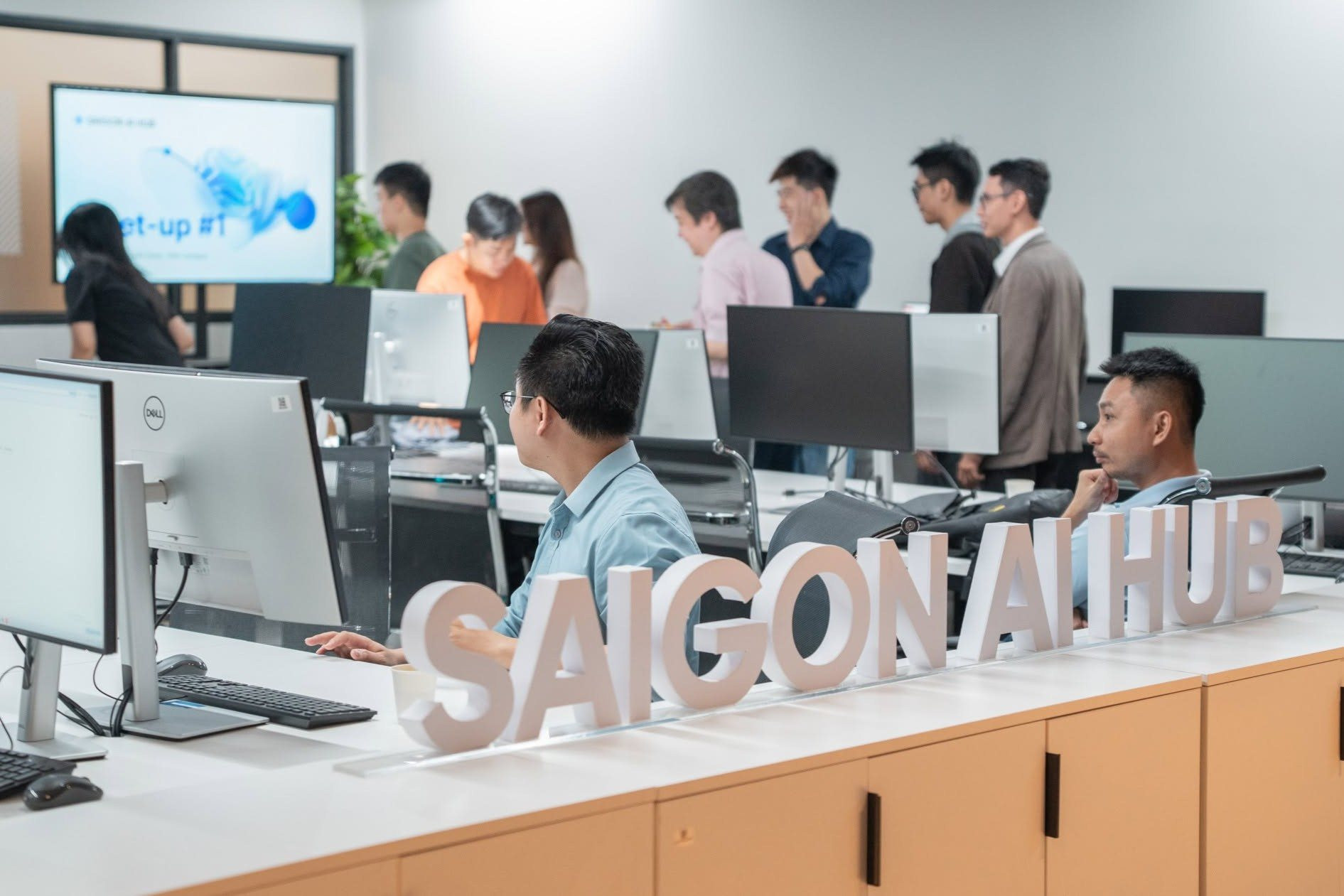 saigon-ai-hub.jpg