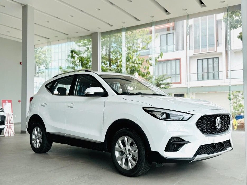 MG ZS giảm giá mạnh, giá thực tế từ 378 triệu đồng