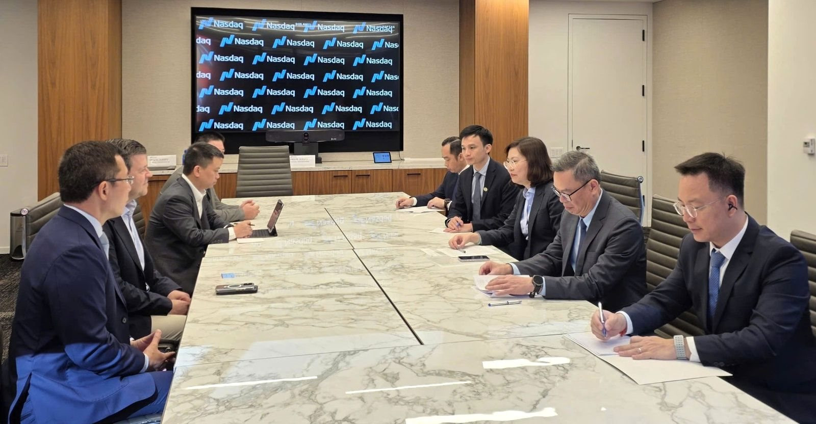 Lãnh đạo Nasdaq nói gì về thị trường Việt Nam sau khi được nâng hạng?