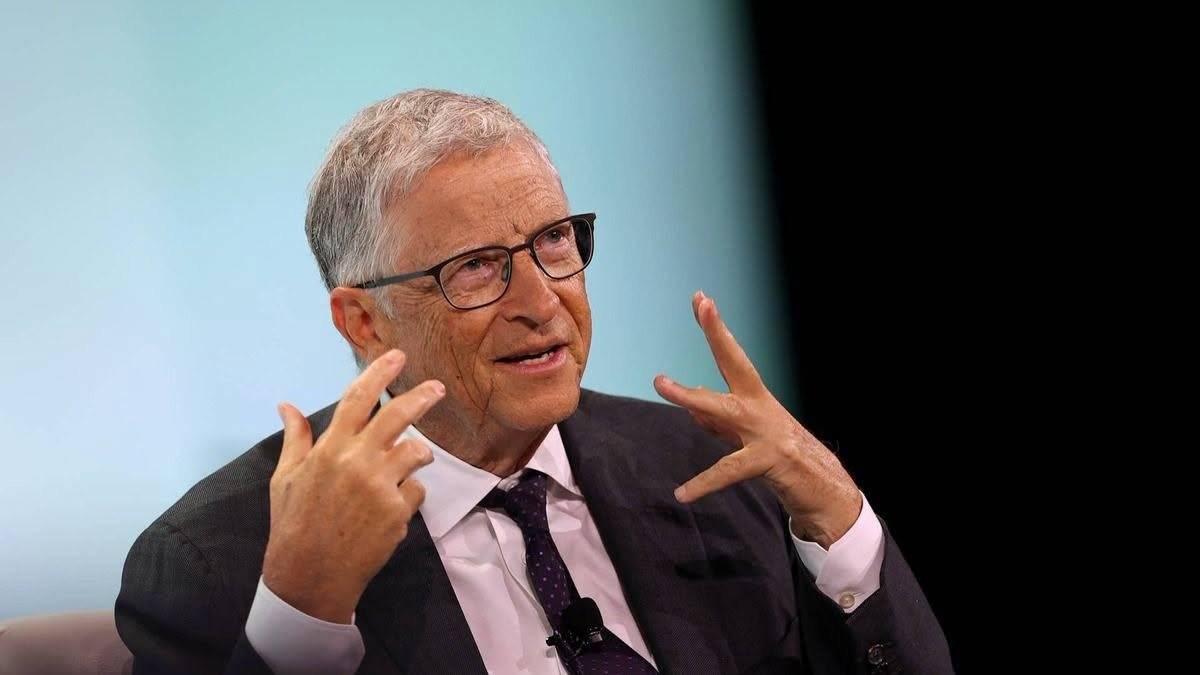 Theo chân 'cá mập': Bill Gates rút hơn 818 triệu USD khỏi tập đoàn của Warren Buffett, lần đầu tiên mua cổ phiếu một tập đoàn bán lẻ