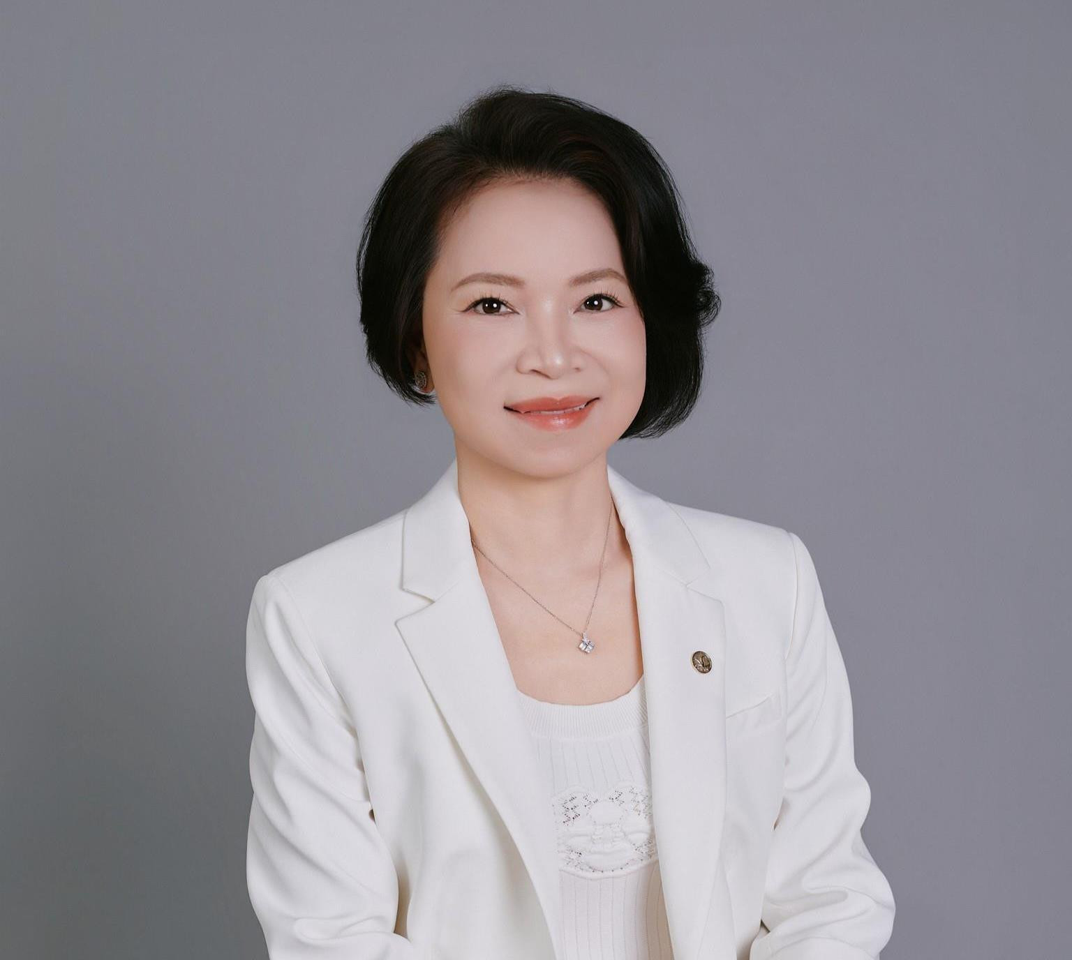 Trở thành người giàu thứ 2 Việt Nam, khối tài sản khổng lồ của bà Phạm Thu Hương đến từ đâu? 