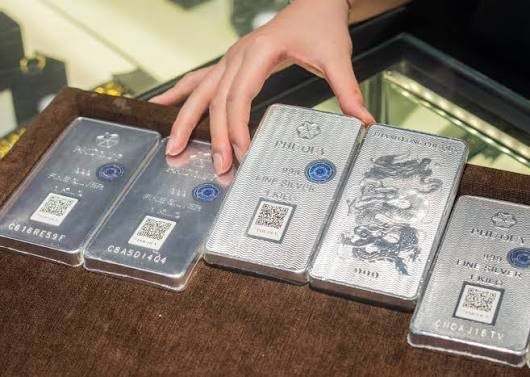 Giá bạc thỏi, bạc miếng ngày 27/8 tại Phú Quý, Sacombank, DOJI, Bảo Tín Mạnh Hải