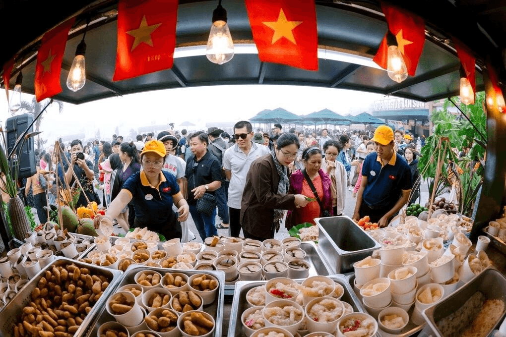 Tin vui: Chỉ 3 ngày nữa, toàn bộ người dân Việt Nam được mua sắm tại địa điểm này mà không cần dùng đến tiền