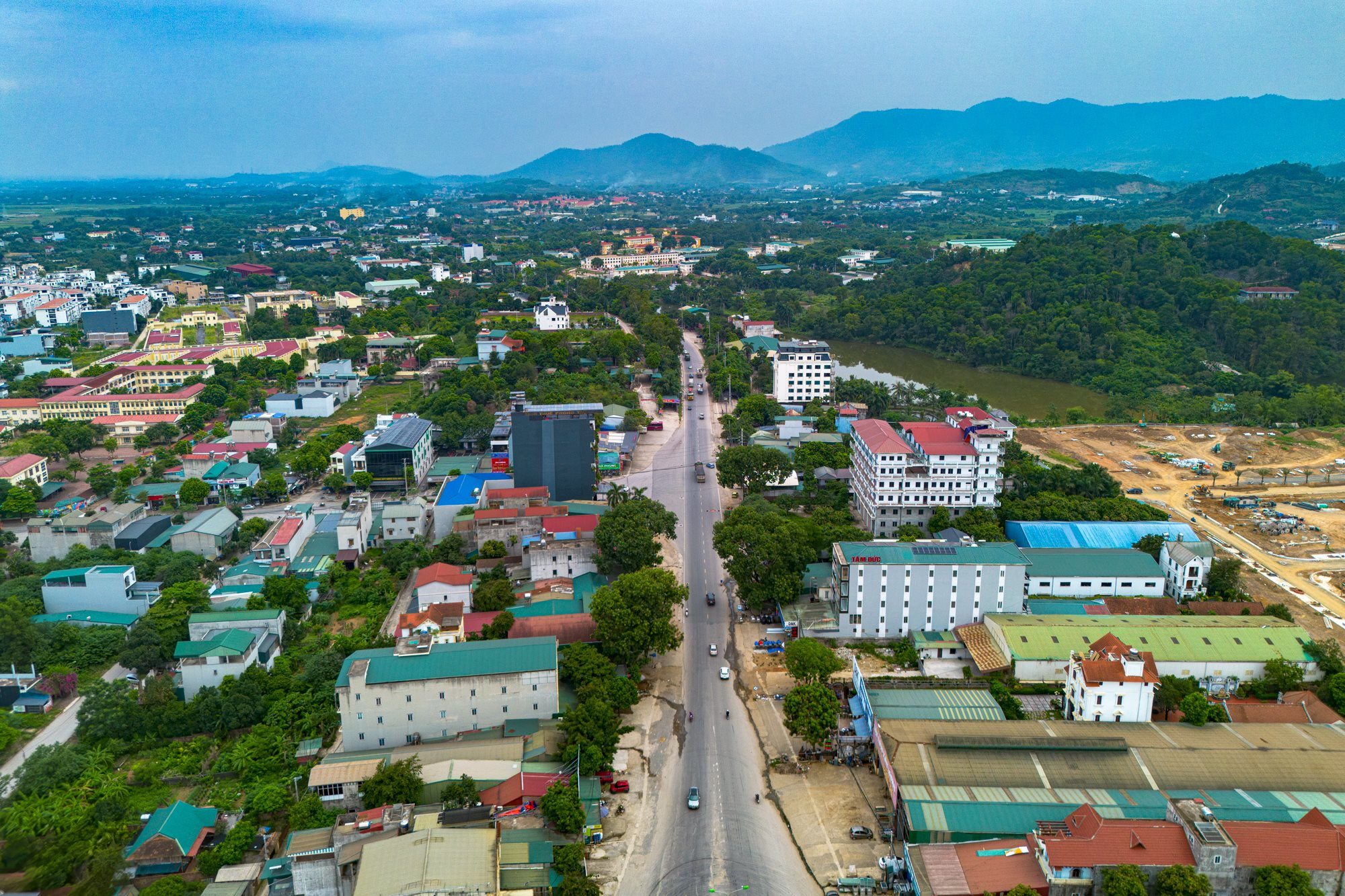 nut-giao-hoa-lac-8.jpg