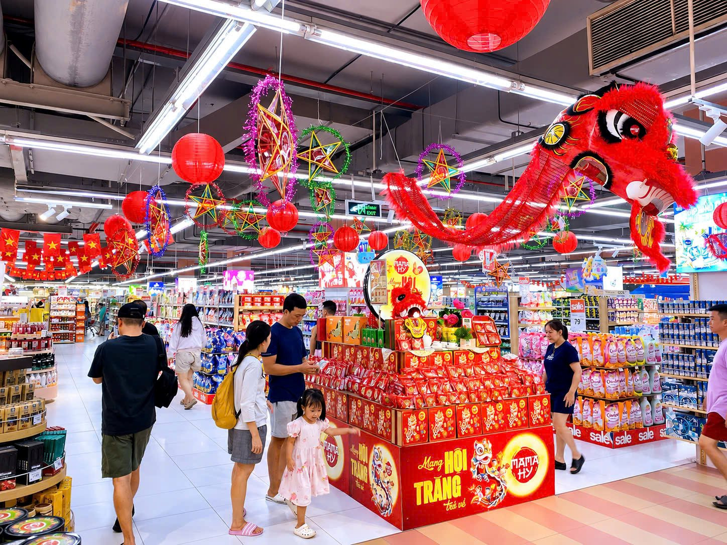 Hơn 5.000 điểm bán WinMart vừa 'thay áo' 
