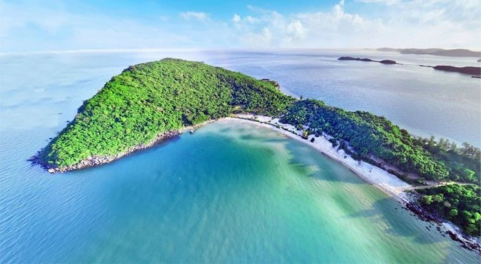 Phát hiện mũi đất thuộc dạng hiếm thấy trên Đảo Ngọc: Hai phía đều là biển, một ông lớn BĐS đã "chọn mặt gửi vàng" từ 10 năm trước