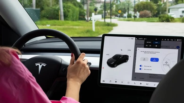the-lack-of-vibration-and-sound-can-trigger-carsickness-in-evs-1787674793.jpeg