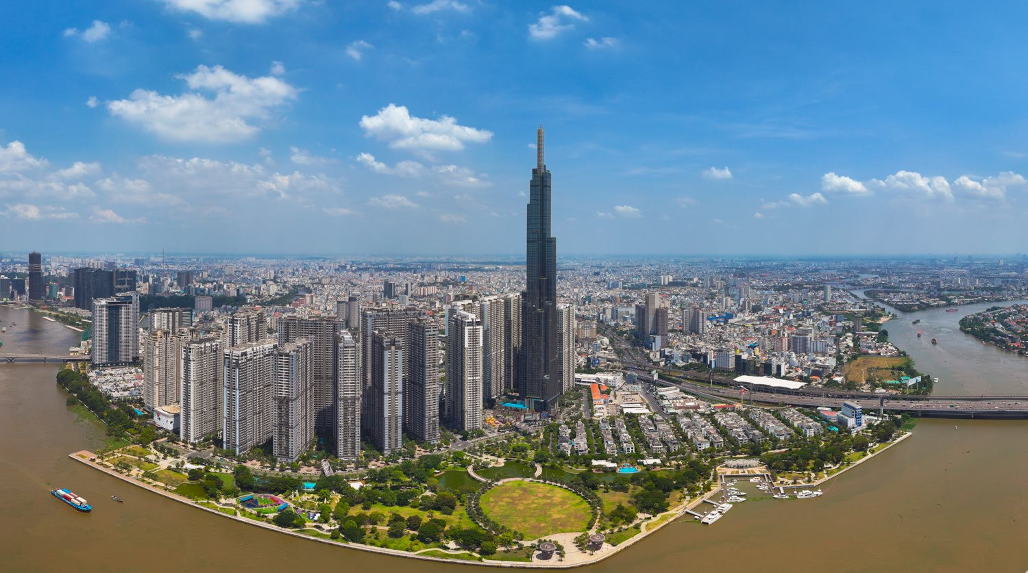 3-landmark-81.jpg