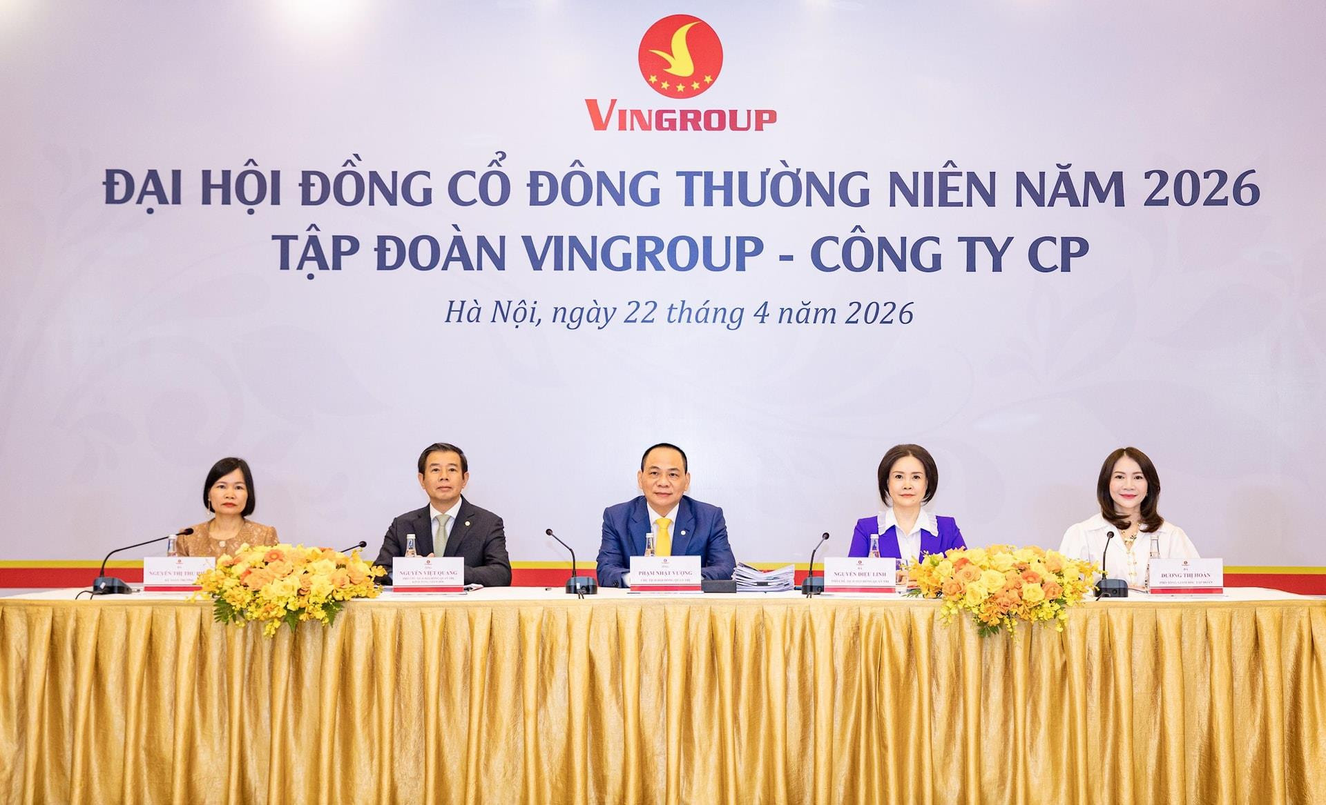 Tổng Giám đốc Vingroup thu nhập bao nhiêu khi Chủ tịch Phạm Nhật Vượng nhận thù lao 0 đồng?