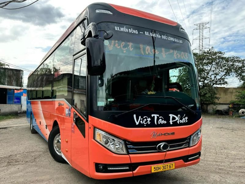 Nhà xe vừa có xe lật làm 4 người tử vong, xe khác vượt ẩu trên đèo: Sở hữu trên 50 xe giường nằm, từng khoe bán chiếc Hyundai Aero Space mới 100% đầu tiên tại Việt Nam