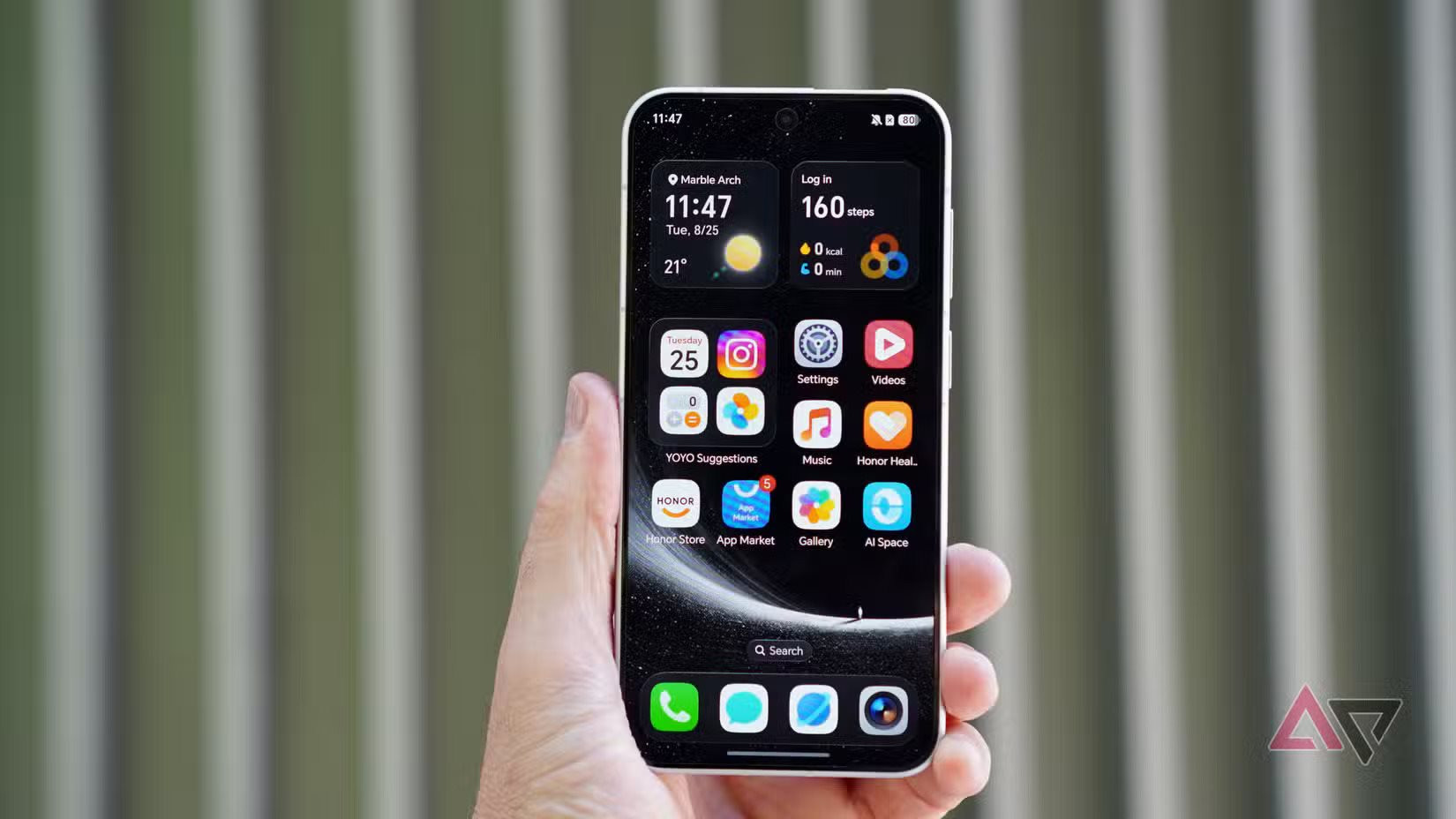 honor-robot-phone-screen.jpg