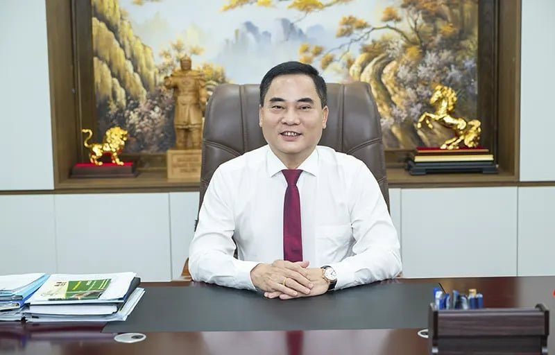 ong-phung-quang-trung-094440_417.jpg