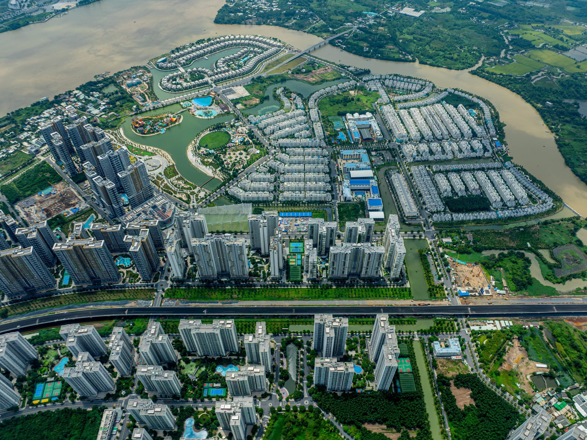11_vanh-dai-3-tp.hcm.jpg