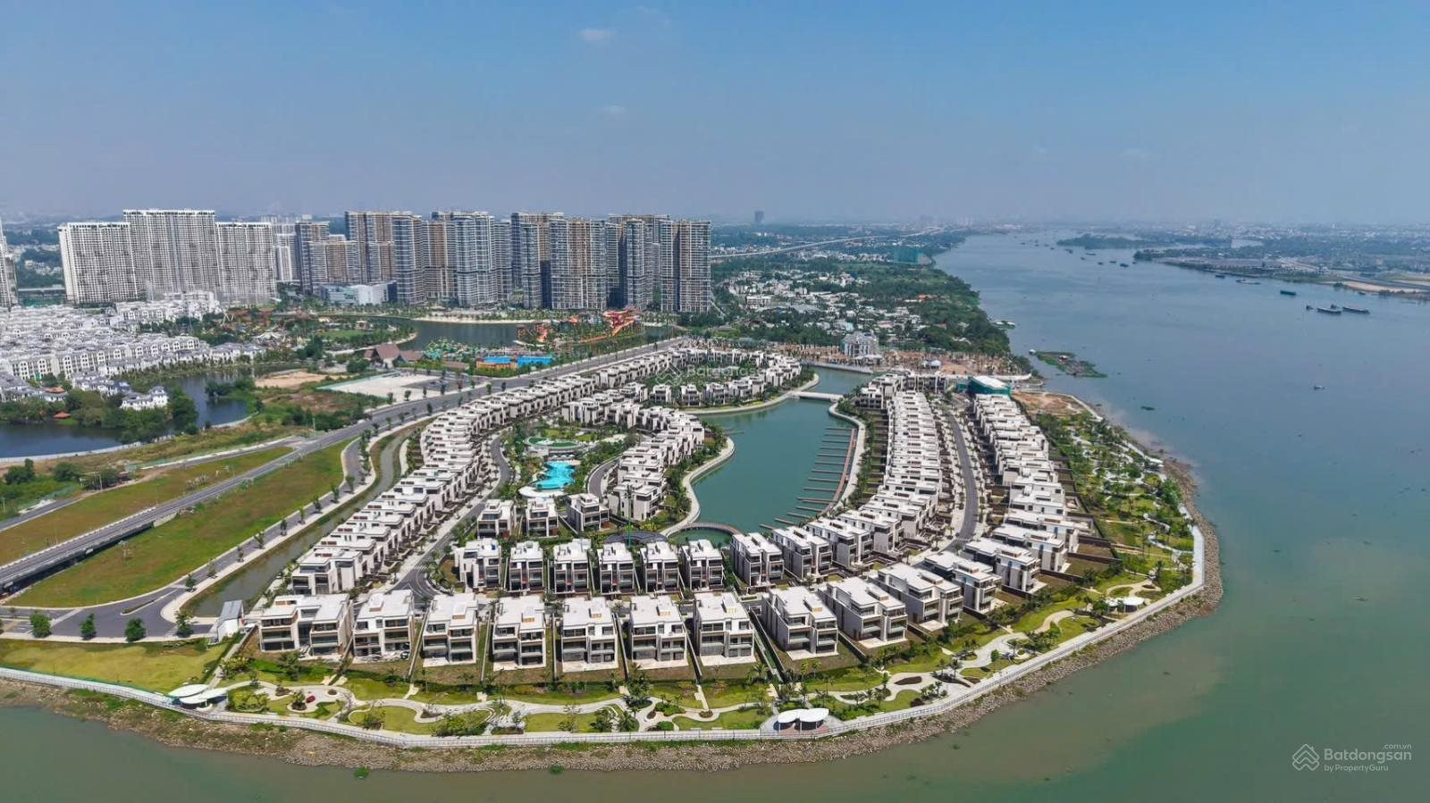 Khu dinh thự giá 380 tỷ đồng một căn vừa được mở luồng đường thuỷ nội địa