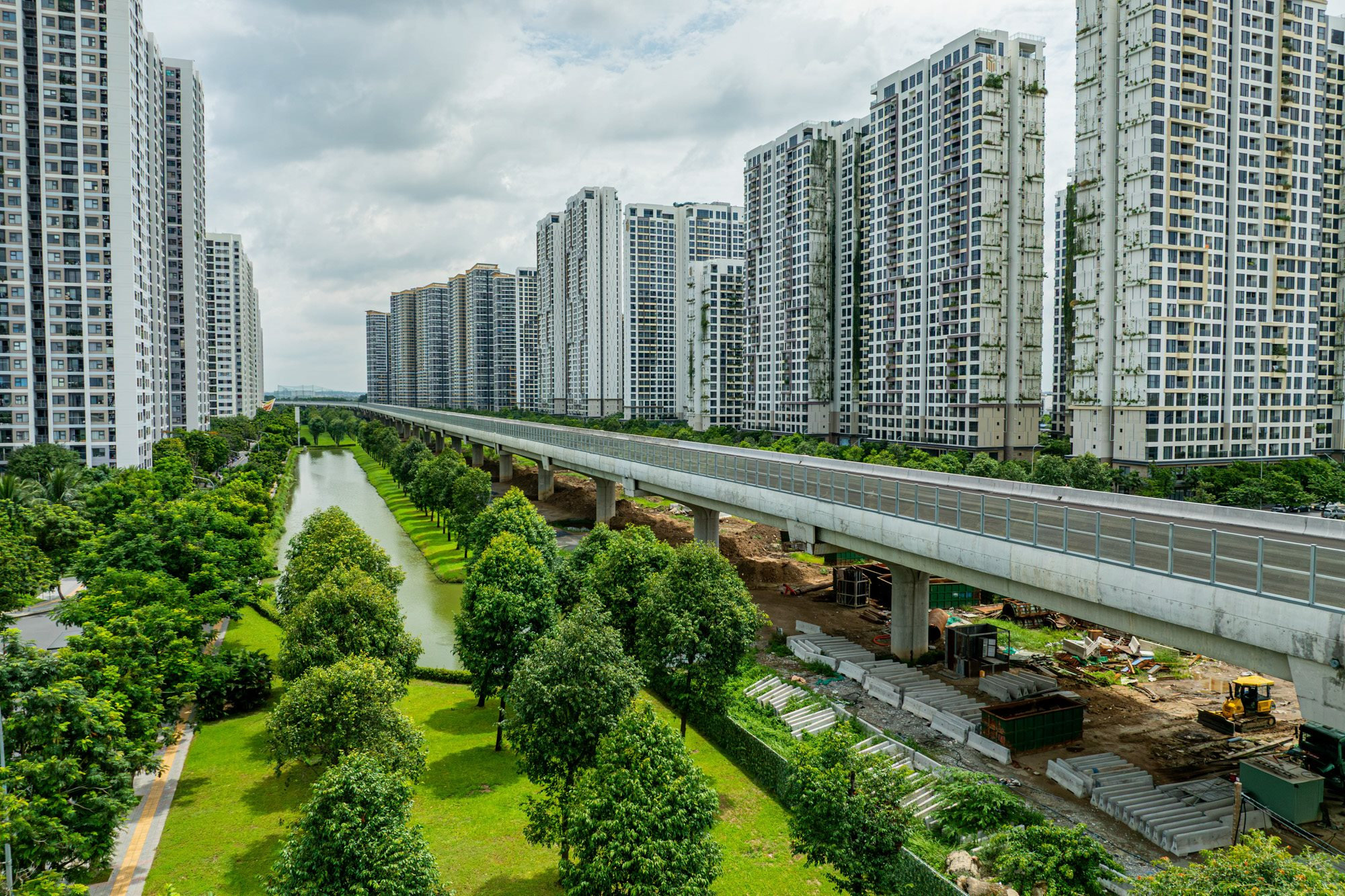 6_vanh-dai-3-tp.hcm(1).jpg