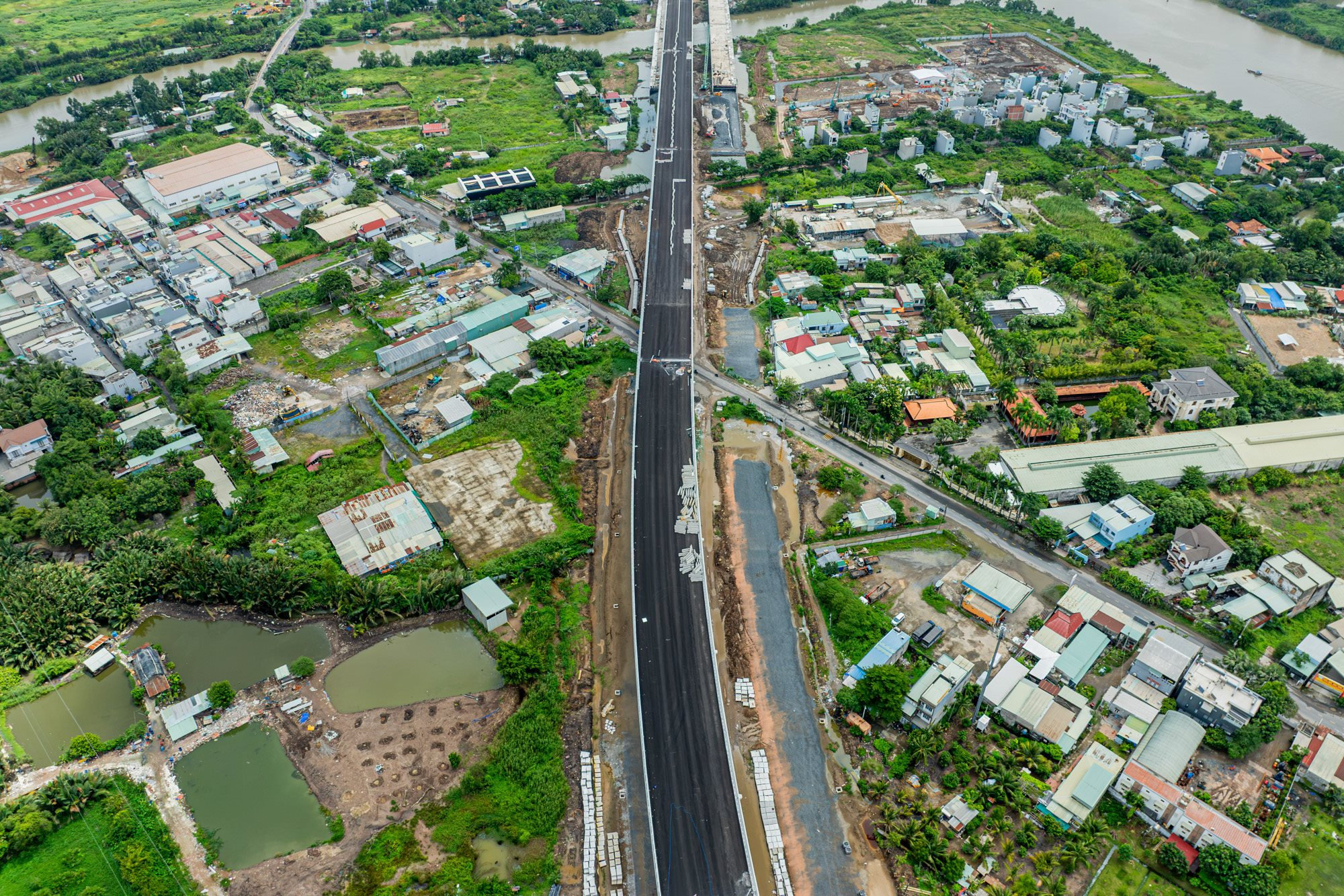 8_vanh-dai-3-tp.hcm.jpg