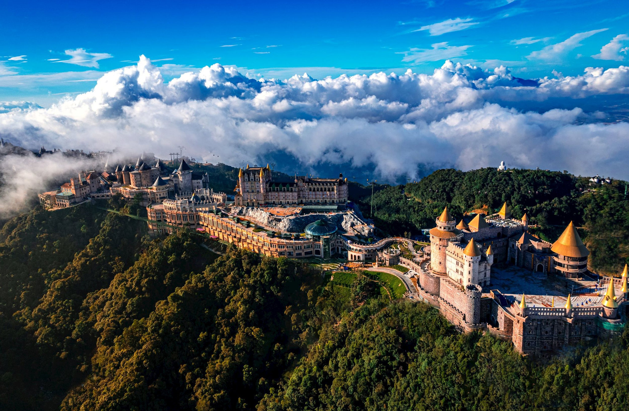 sun-world-ba-na-hills-da-nang-1-a-4263.jpg