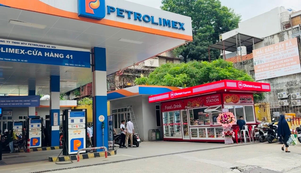 Nóng: Chuỗi cửa hàng tiện lợi 40.000 điểm bán của Trung Quốc bất ngờ xuất hiện trong cây xăng Petrolimex, Việt Nam là nơi đầu tiên thử nghiệm