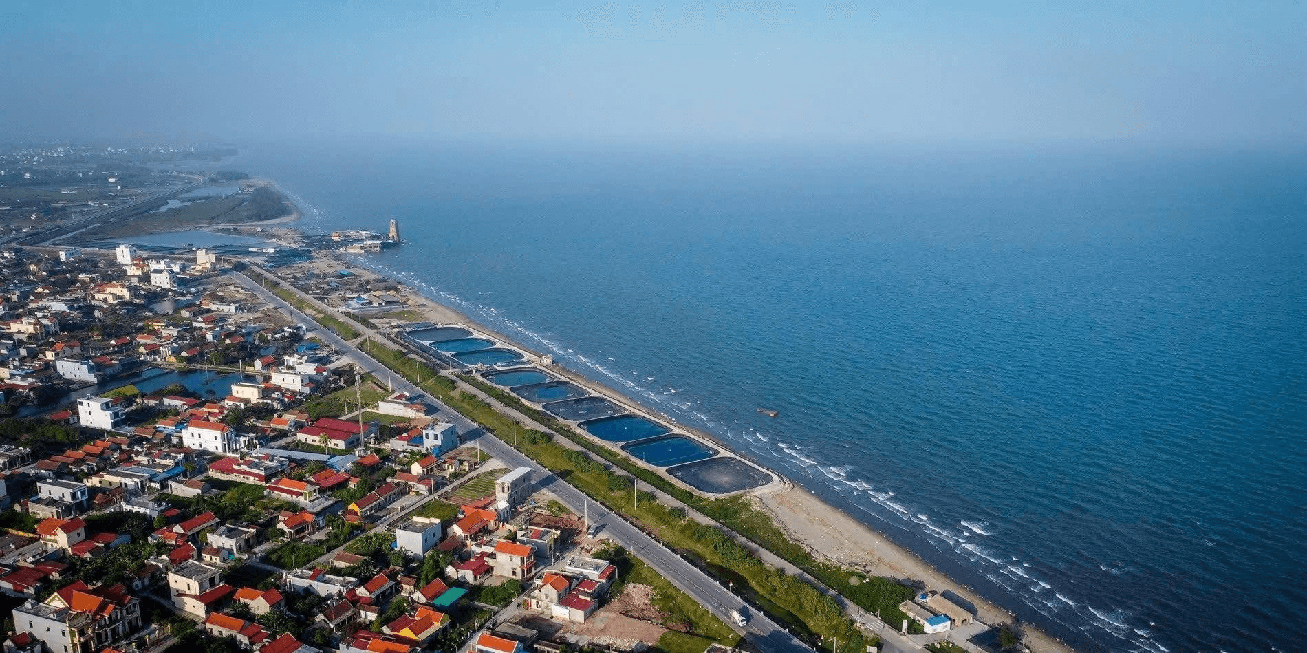 Không phải Hạ Long, Cát Bà, miền Bắc có bãi biển dài hơn 7km nhiều người chưa biết: Ở tỉnh vừa đón gần 20 triệu lượt khách, đang chờ ngày "lột xác" thành thiên đường