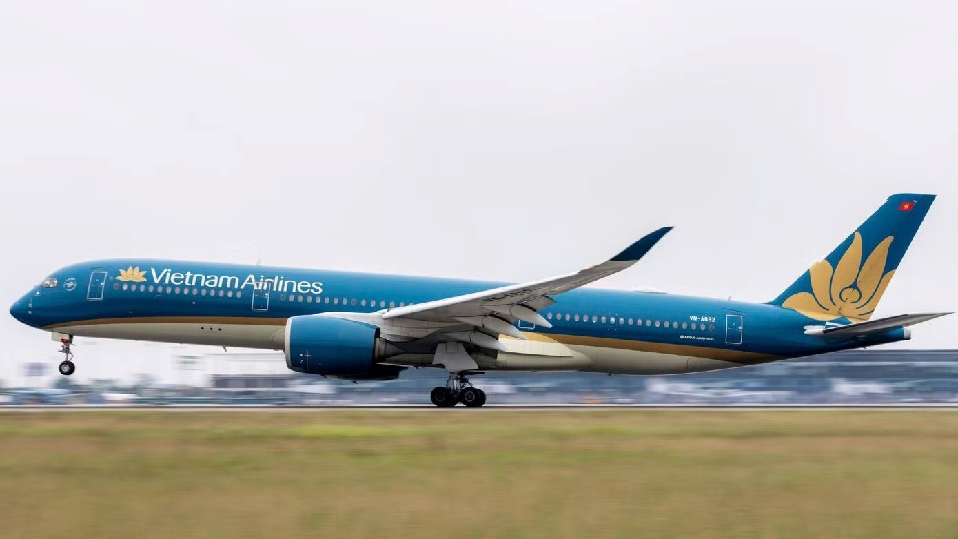 Máy bay Vietnam Airlines từ Đan Mạch về TP.HCM phải quay đầu sang Myanmar vì lý do bất ngờ