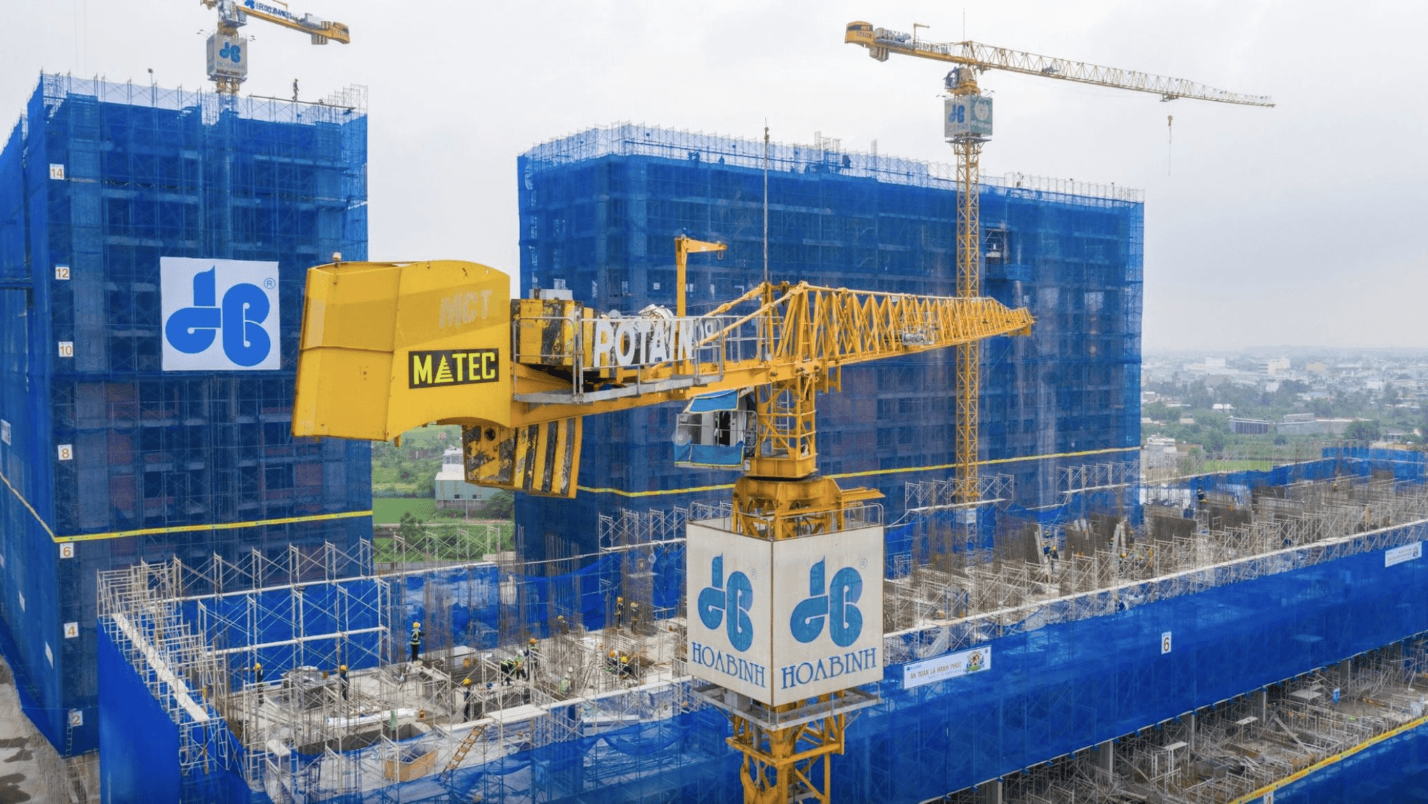 Xây dựng Hòa Bình (HBC) chuyển nhượng 1 dự án cho FPT với giá gần 250 tỷ đồng