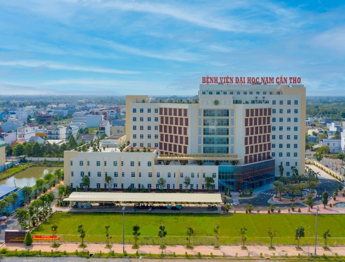 bv-dh-nam-can-tho-photo-truong-thao-1.jpg