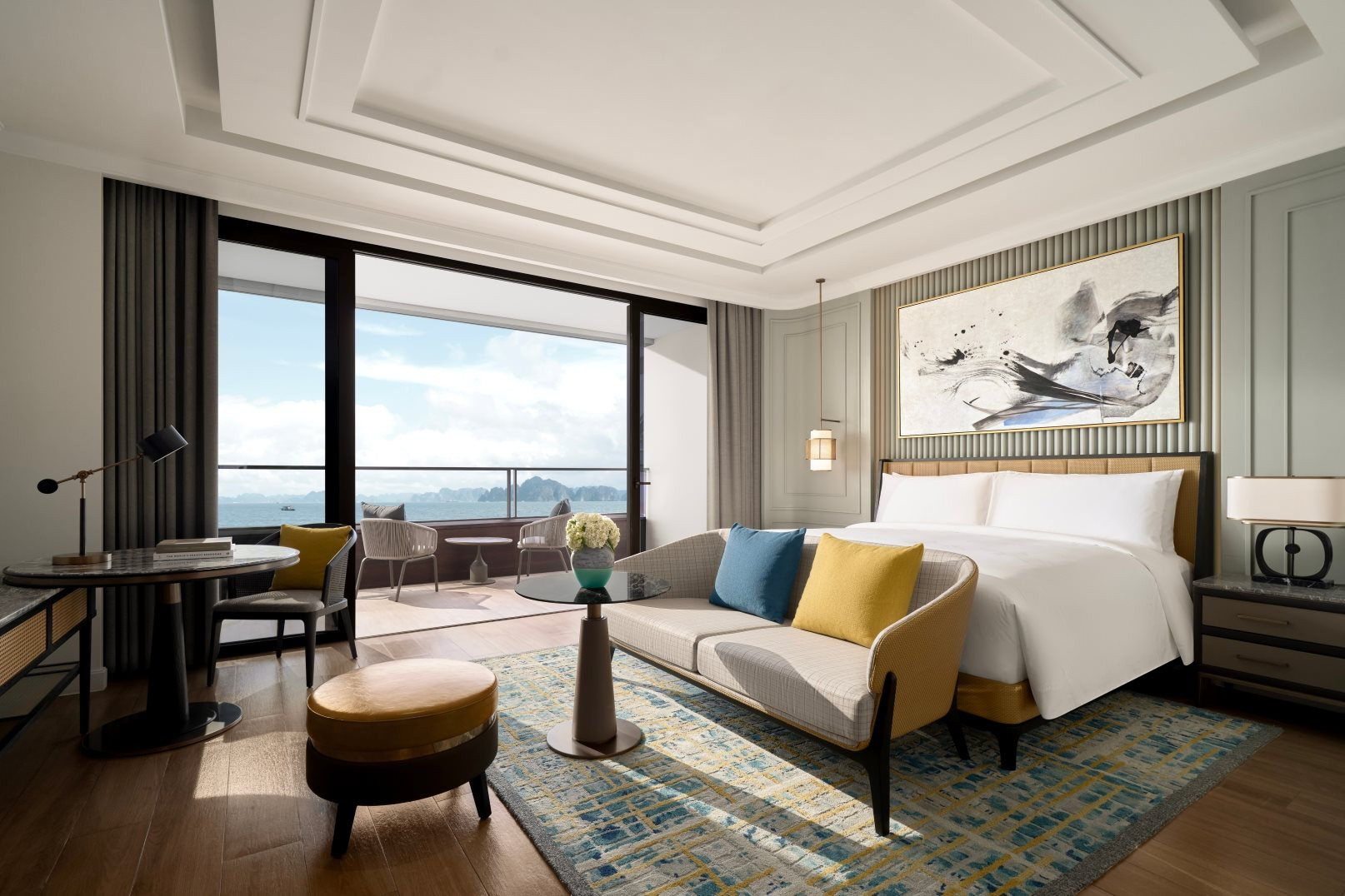 intercontinental-halong-bay-resort_king-halong-bay-view.jpg