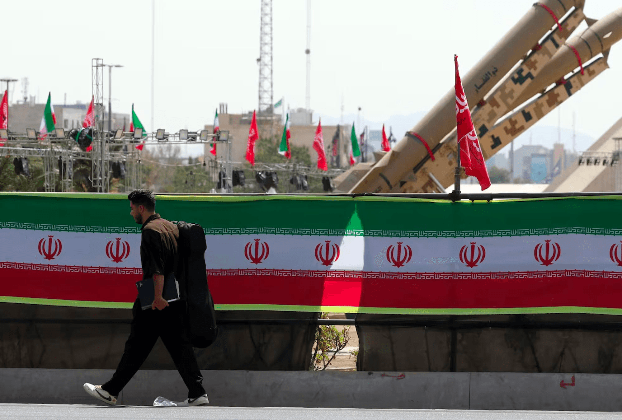 Quan chức Nga: BRICS gặp khó vì Iran