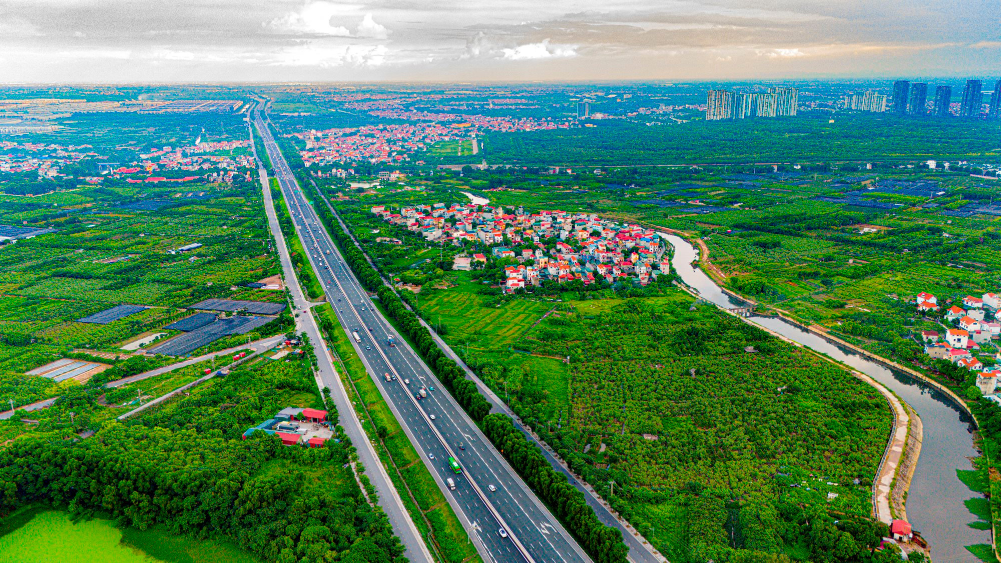 dji_20240717171351_0060_d.jpg