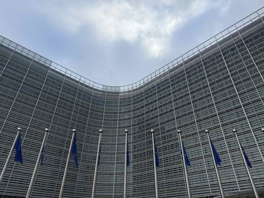 eu-headquarters-1068x801.jpg