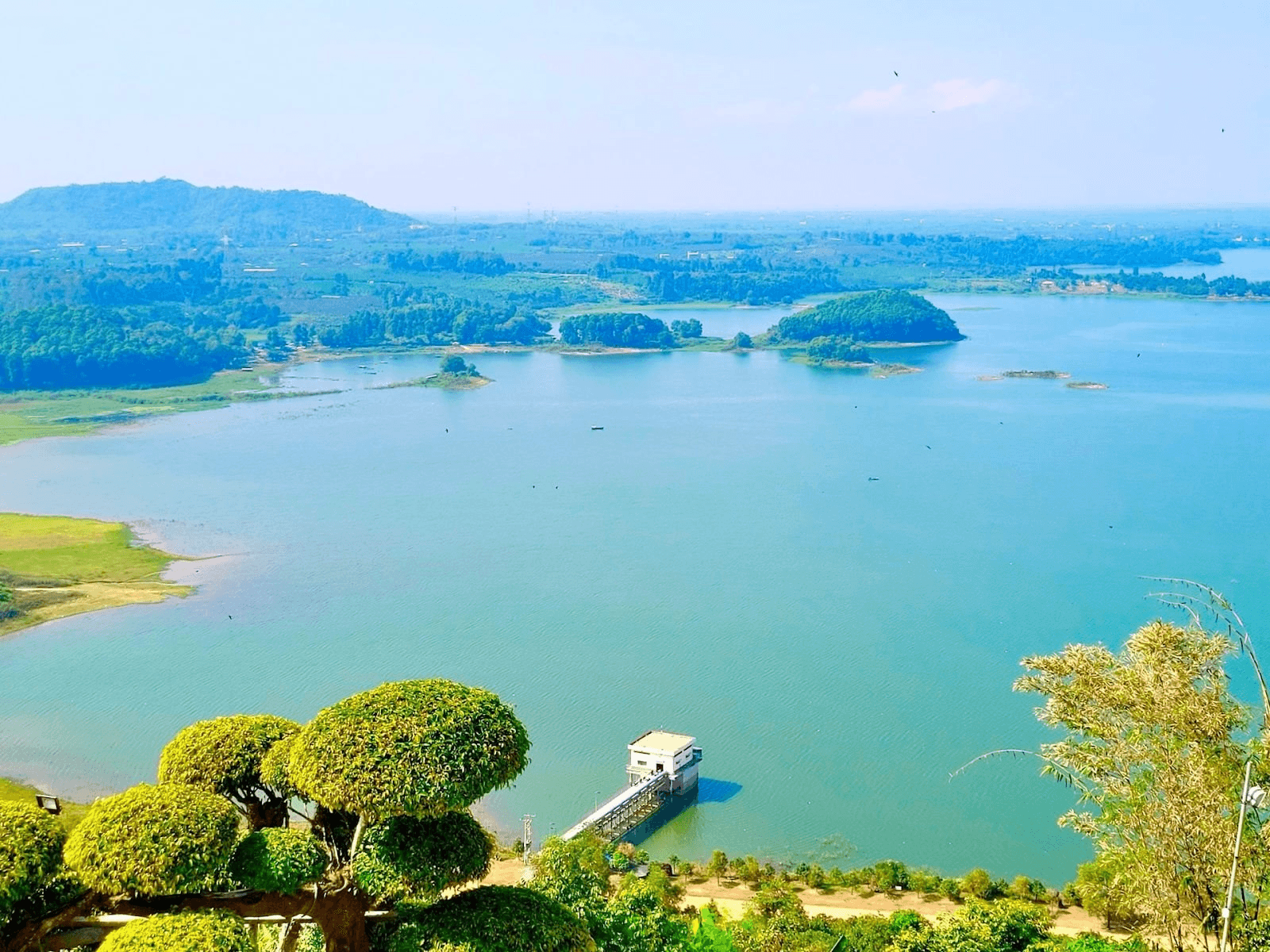 Việt Nam có "túi nước khổng lồ" giữa Nam Bộ rộng 32.000ha, chứa 2,7 tỷ m3 nước: Ôm trọn 74 hòn đảo lớn nhỏ, làm nhiệm vụ đặc biệt suốt gần 40 năm