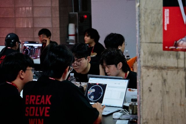 Tìm ra đội chiến thắng cuộc thi lập trình chiến lược ứng dụng AI Nexon Young Programmers Cup