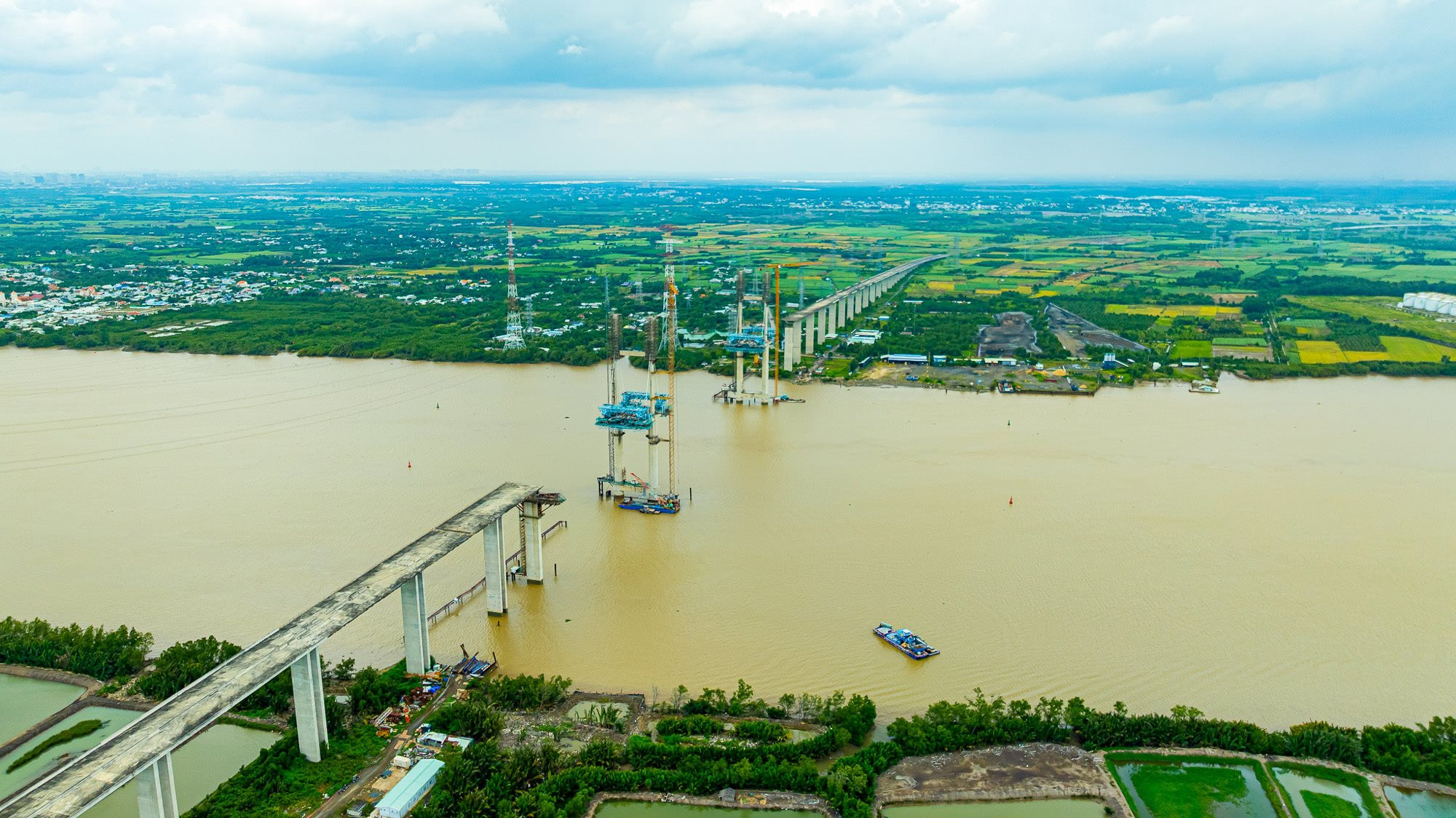 1_cau-phuoc-khanh.jpg