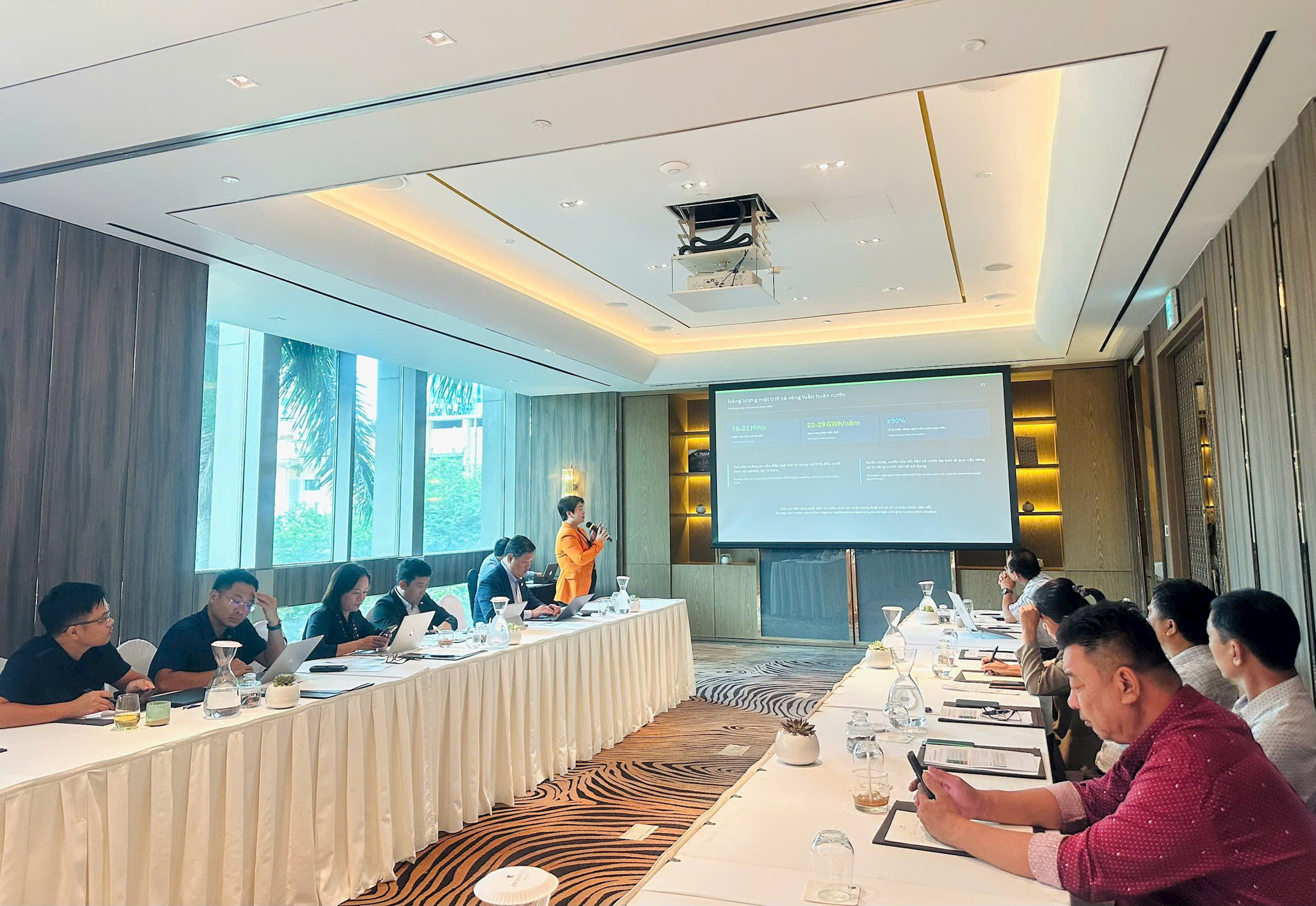 hinh-1.-ba-phuong-anh-chu-tich-greentech-industrial-global.jpg