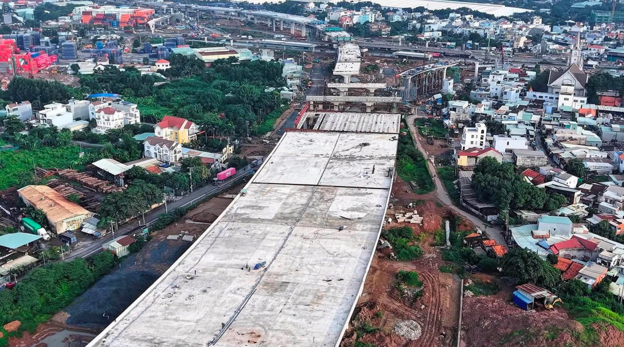 Nứt nhà dân ở nút giao nghìn tỷ đồng, tiến độ giải quyết ra sao?
