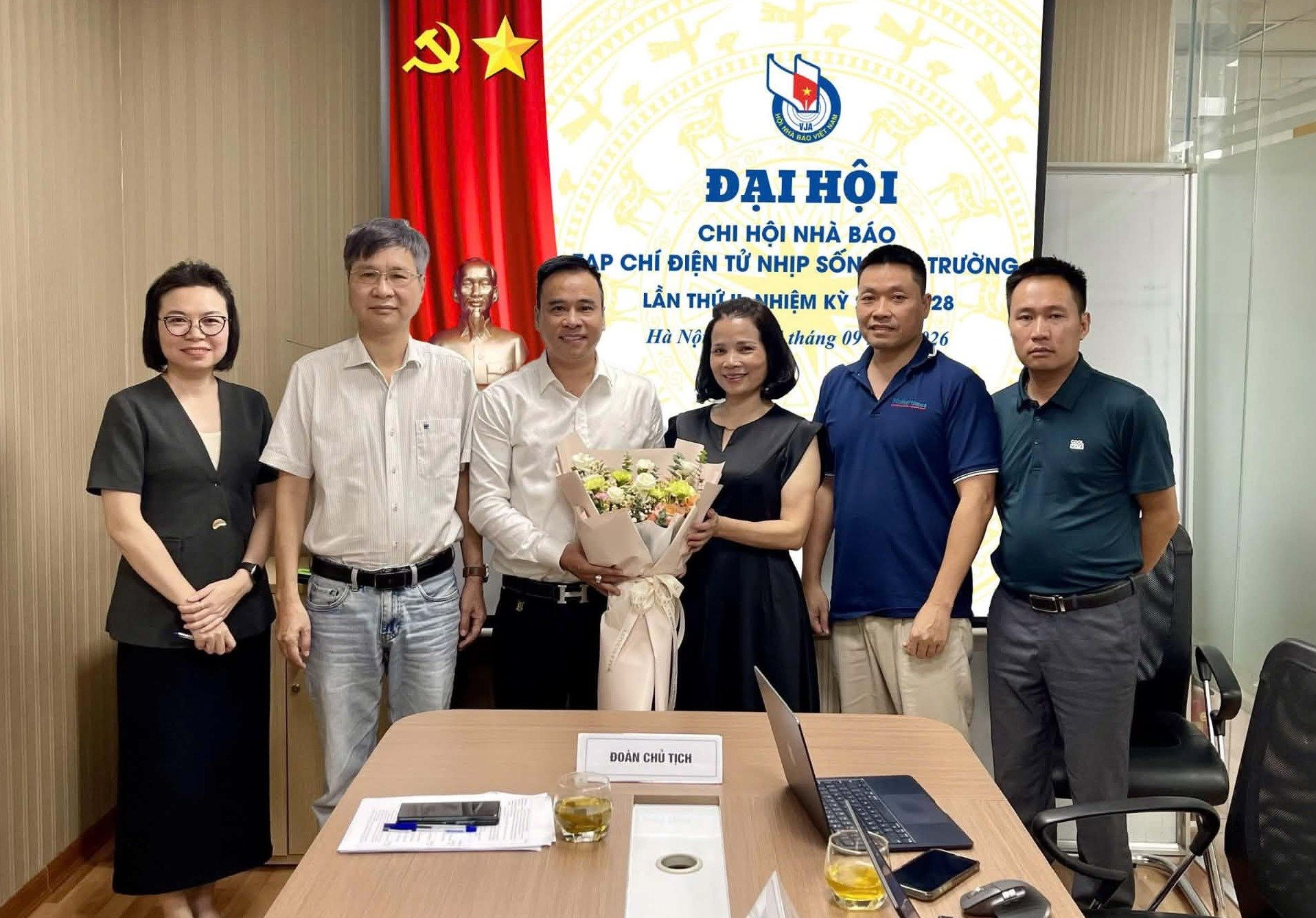 802851b1-b7bb-4dcb-a277-ecbaa47eadab.jpg