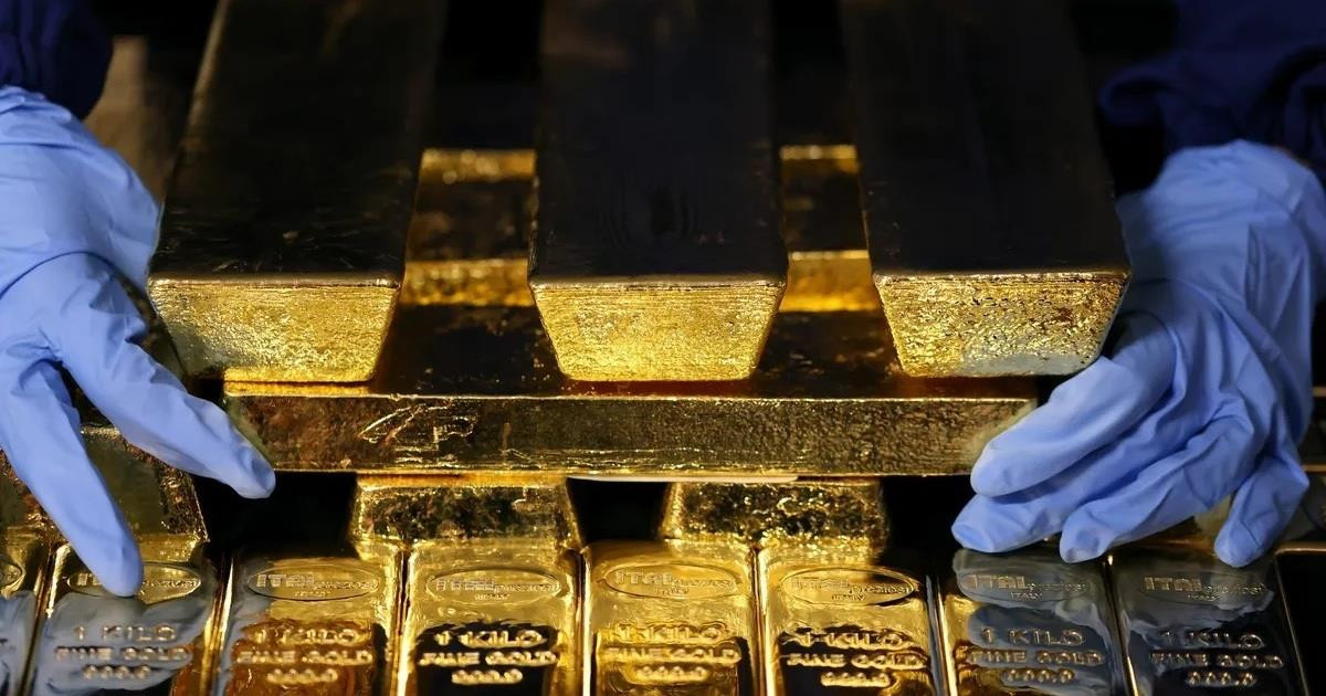Tranh thủ giá giảm sâu, nhóm quỹ thuộc BlackRock đồng loạt mua vàng