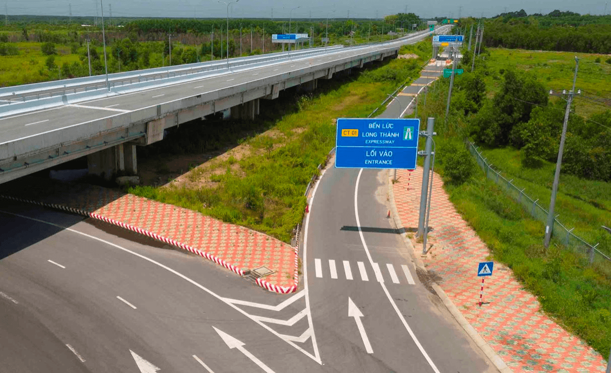 Bất động sản công nghiệp phía Nam trước cơ hội mới từ cao tốc Bến Lức - Long Thành