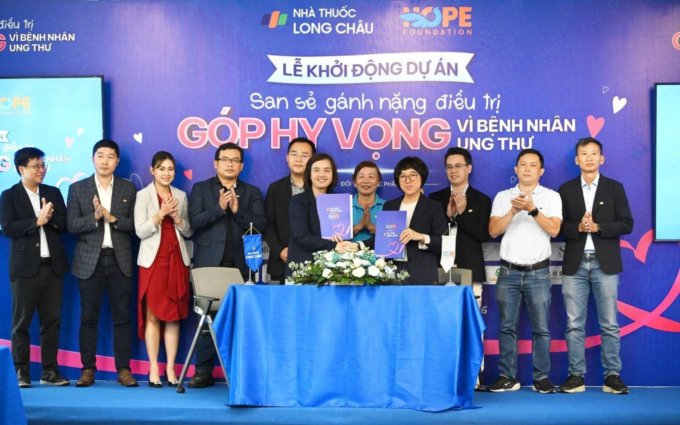 Long Châu cùng Quỹ Hope và các hãng dược chung tay san sẻ gánh nặng điều trị cho bệnh nhân ung thư