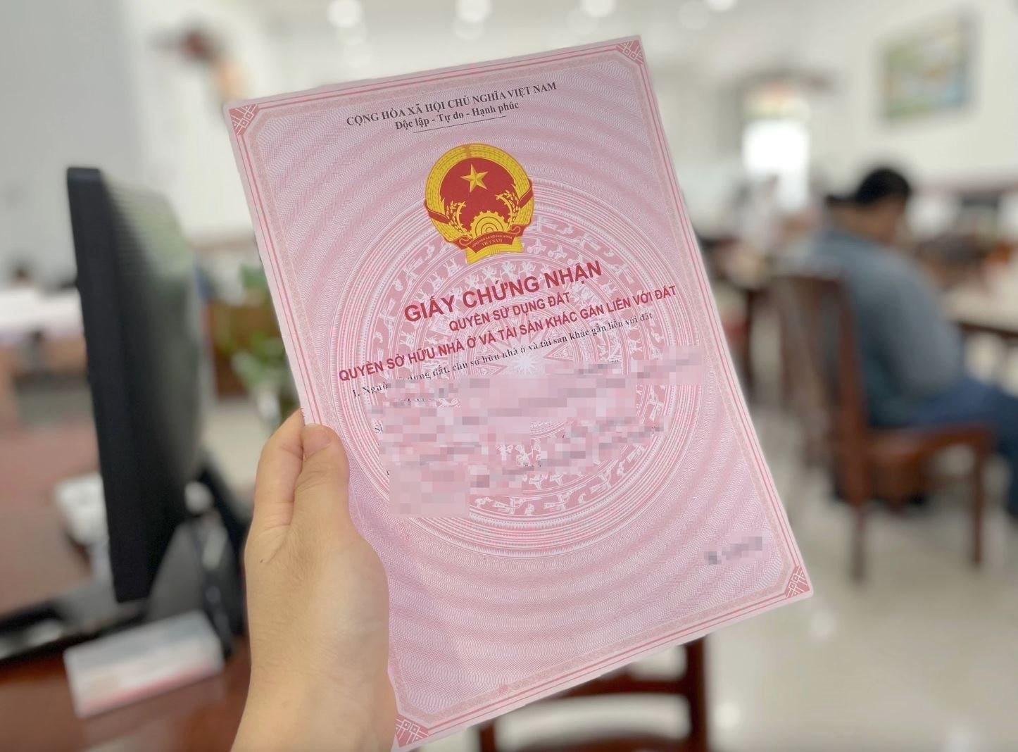 Giữ nguyên quy định công chứng hợp đồng mua bán nhà đất