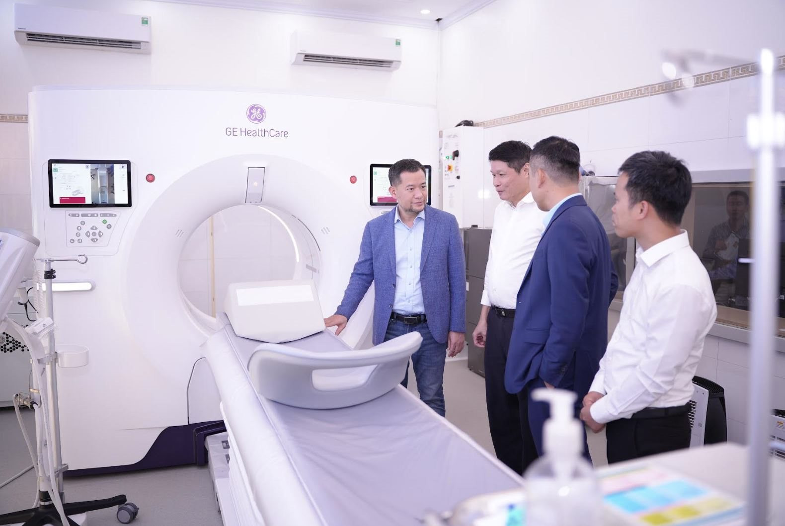 Xuất hiện hệ thống CT Revolution 512-lát-cắt tân tiến hàng đầu thế giới tại Bắc Ninh