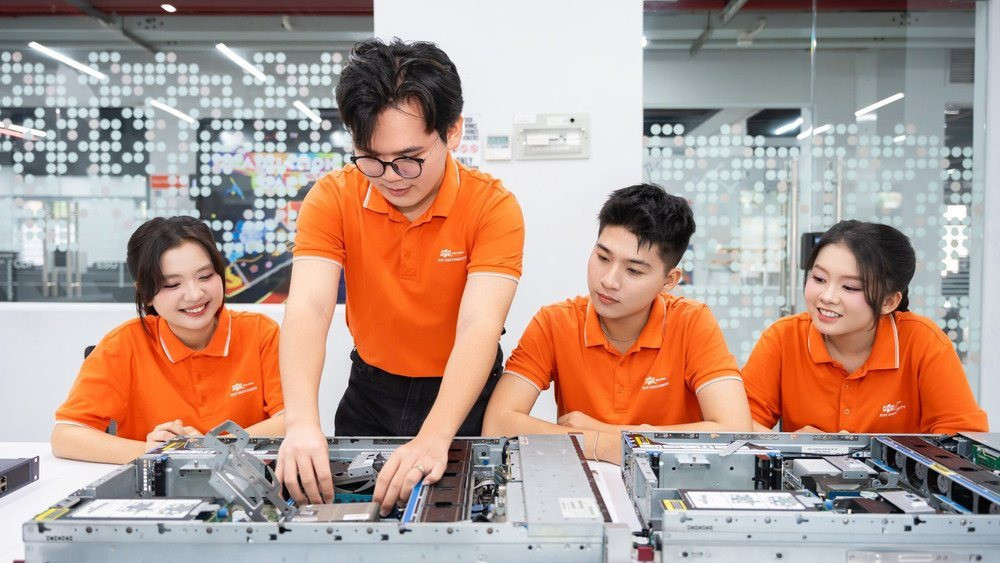Một trường đại học nổi tiếng đặt mục tiêu đào tạo 100 tiến sĩ cho Việt Nam