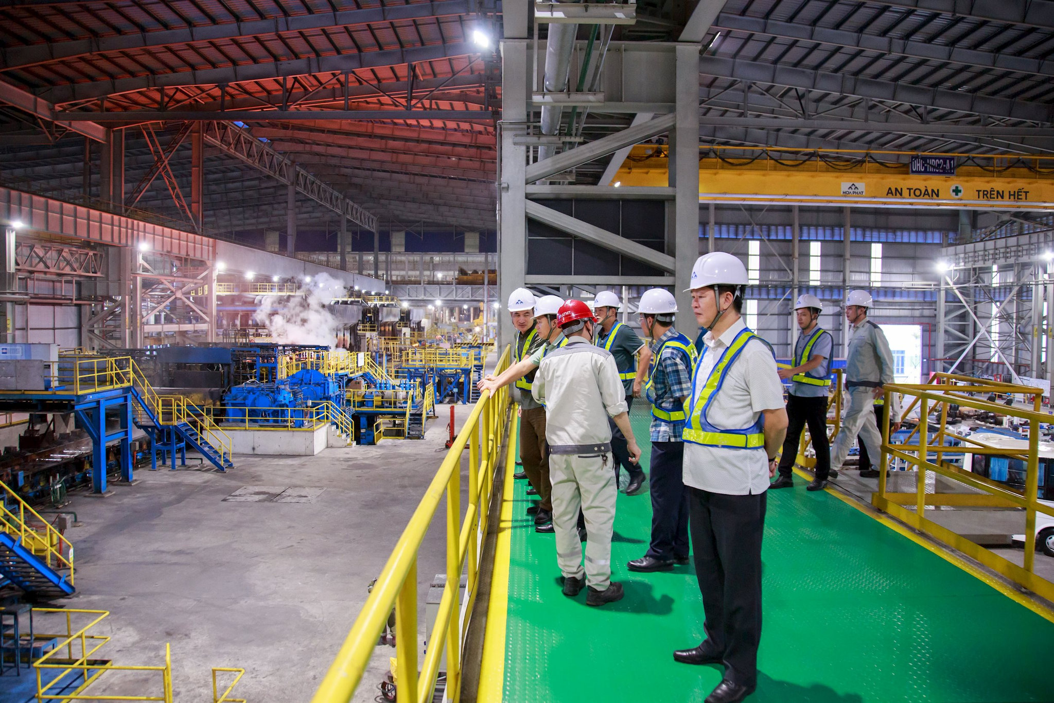 Tỷ phú Trần Đình Long bắt tay đơn vị của Bộ Quốc phòng nghiên cứu làm chủ công nghệ sản xuất ray và phụ kiện đường sắt