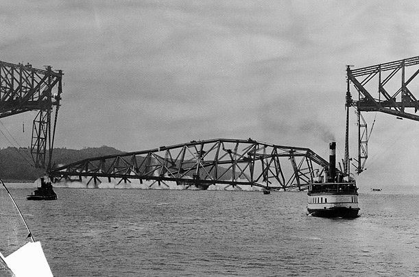 10-vu-sap-cau-kinh-hoang-nhat-trong-100-nam-qua-13065-2.jpg